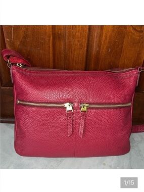 Fossil  Crossbody bag shoulder bag  Red genuine pebbled leather  Card slots EUC